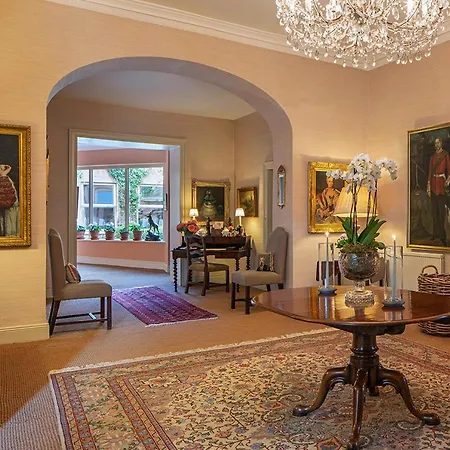 Perryville House Gasthuis 4*